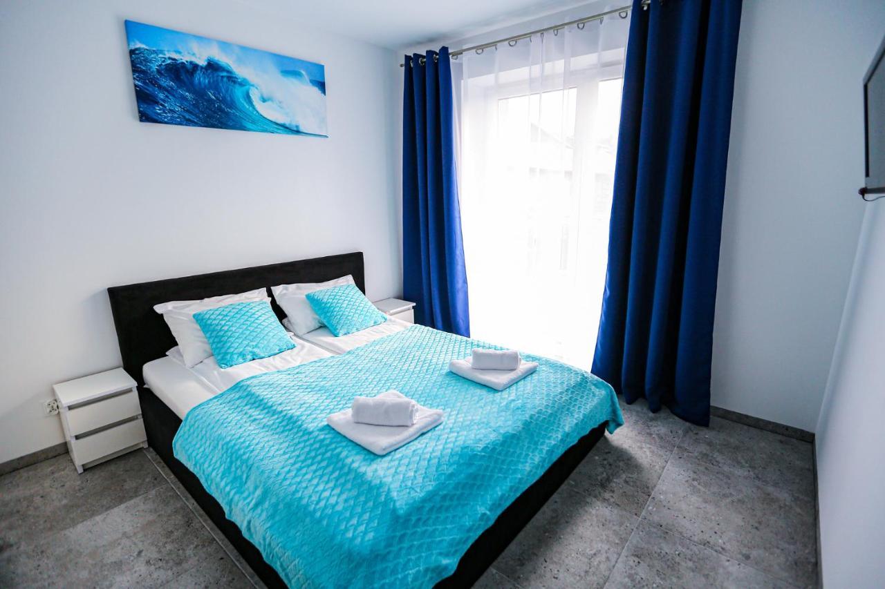 Apart Baltyk Pokoje & Apartamenty Леба Екстериор снимка
