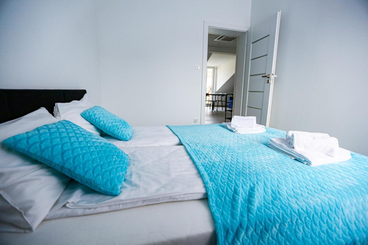 Apart Baltyk Pokoje & Apartamenty Леба Екстериор снимка