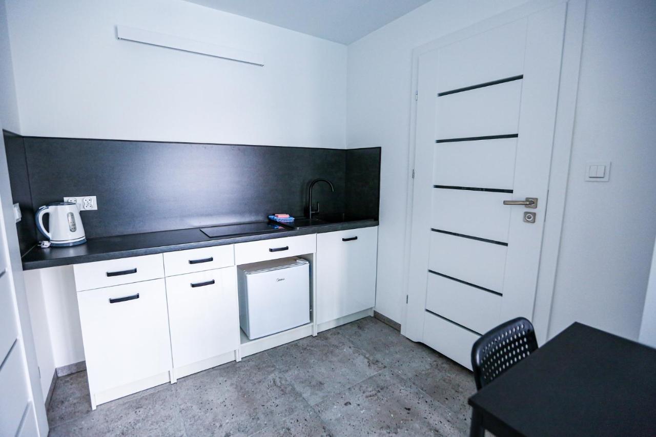 Apart Baltyk Pokoje & Apartamenty Леба Екстериор снимка