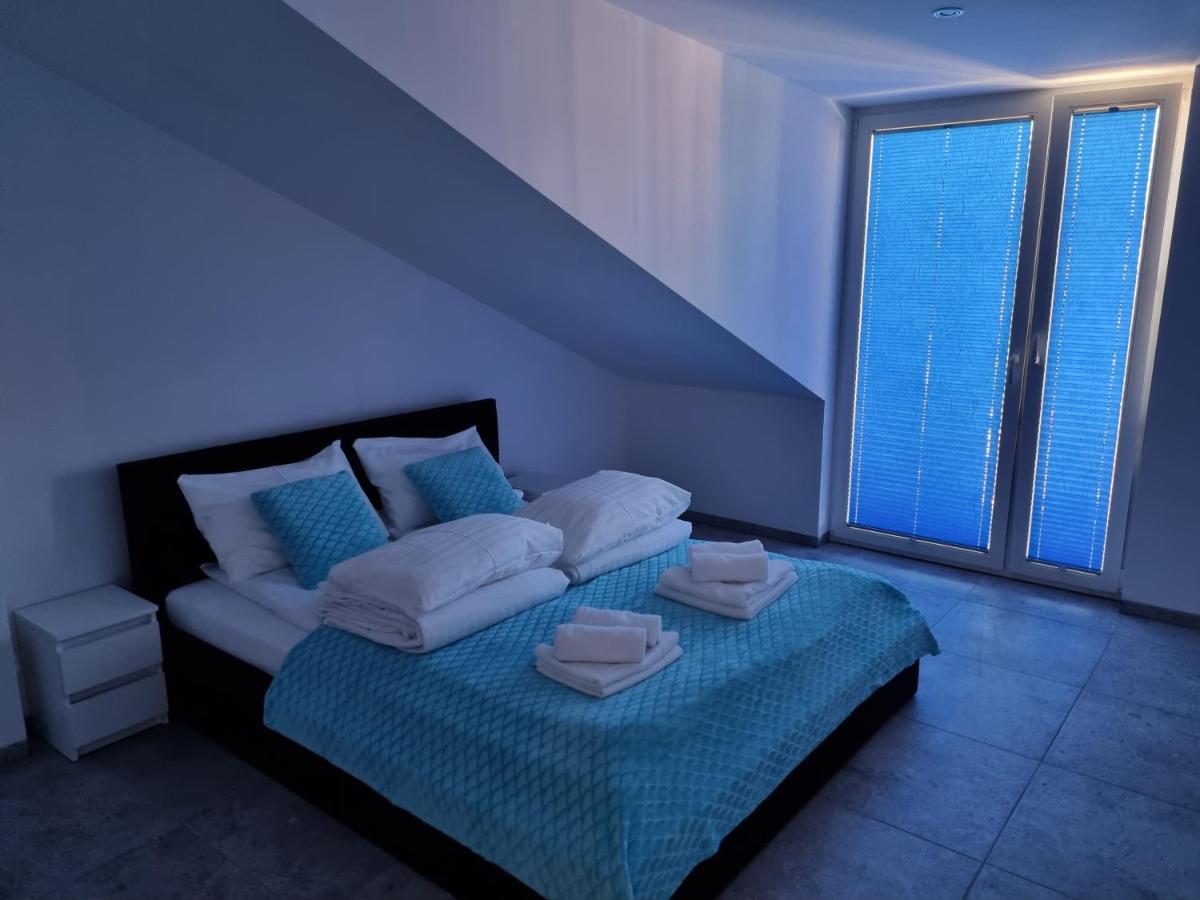 Apart Baltyk Pokoje & Apartamenty Леба Екстериор снимка